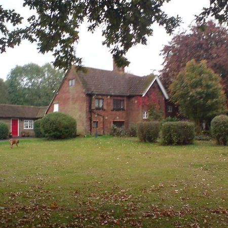 Oldlands Farm Villa Crawley  Bagian luar foto
