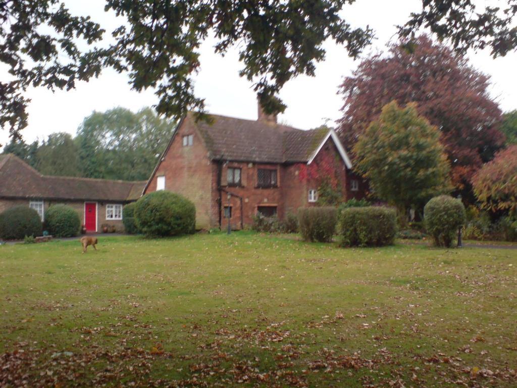 Oldlands Farm Villa Crawley  Bagian luar foto